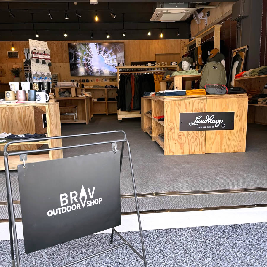 Mt.Bollv（マウントボルヴ）SHOP店内